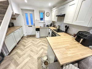 Photo 8- click for photo gallery